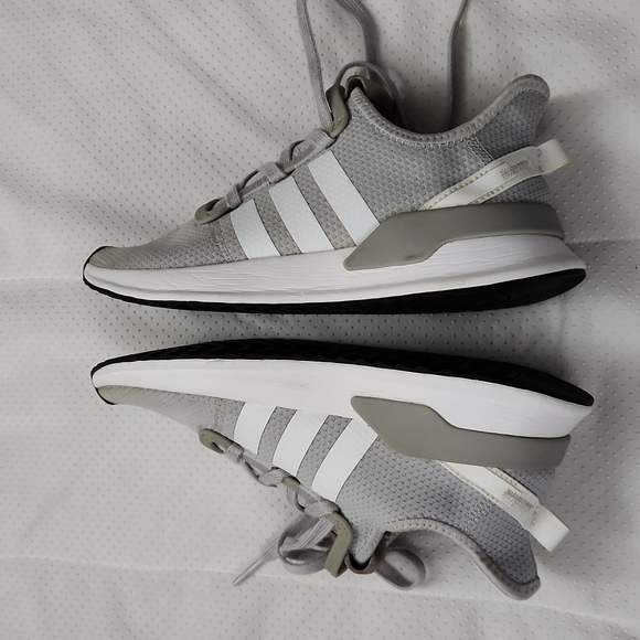 ADIDAS ORIGINALS WOMEN'S U_PATH RUNNING SHOE SOLID GREY,WHITE,BLACK US 8 - Picture 8 of 12